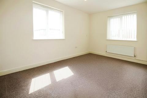 2 bedroom flat to rent, Woodborough Road, Nottingham NG3