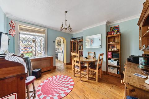 3 bedroom semi-detached house for sale, Molesey Road, Hersham, Walton-On-Thames, KT12