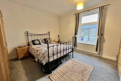 2 bedroom terraced house for sale, Lambgates, Hadfield, Glossop