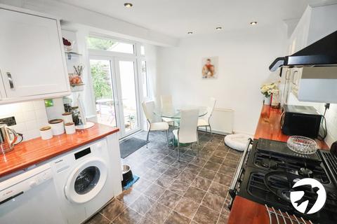 104 Elstree Gardens, Belvedere, DA17 5DW