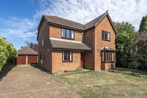 4 bedroom detached house for sale, Shellcroft, Warsash, Southampton, Hampshire. SO31 9BL