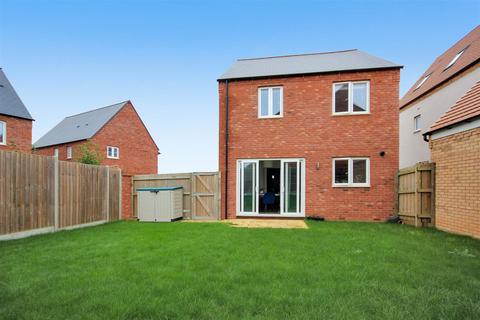 3 bedroom detached house for sale, Lamport Way, Wellingborough NN8