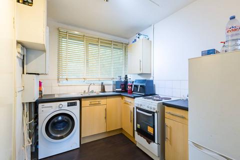 Studio for sale, Newby Place, E14, Docklands, London, E14