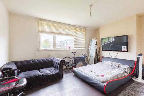 Studio for sale, Newby Place, E14, Docklands, London, E14