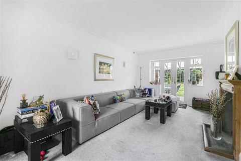 3 bedroom detached house for sale, Christchurch Crescent, Radlett