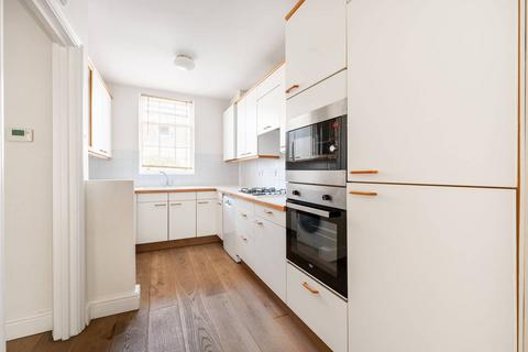 4 bedroom maisonette for sale, Lansdowne Mews, Holland Park, London, W11