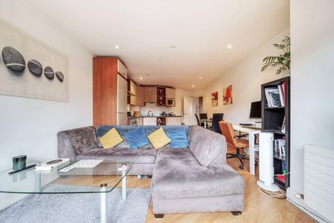 1 bedroom flat to rent, Falcon Road, Clapham Junction, London, SW11