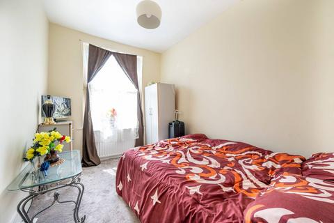 2 bedroom maisonette for sale, Boleyn Road, West Ham, London, E7