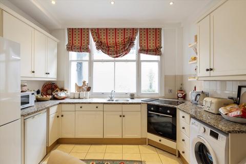 1 bedroom flat for sale, Sloane Gardens, Chelsea, London, SW1W