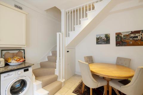 1 bedroom flat for sale, Sloane Gardens, Chelsea, London, SW1W