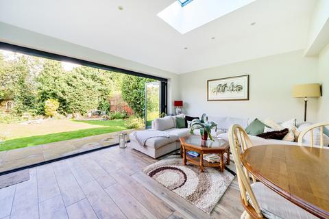 3 bedroom detached house for sale, Layters Avenue, Chalfont St. Peter, Gerrards Cross