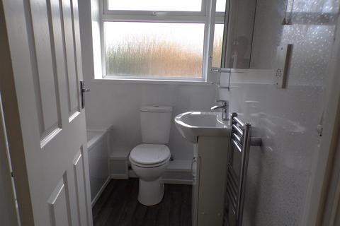 2 bedroom property to rent, Barnstaple