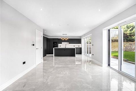 4 bedroom detached house to rent, Todd Close, Bexleyheath DA6