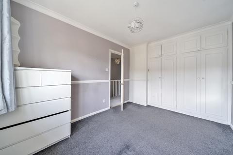 2 Chiltern Gardens, Bromley, BR2 0PT
