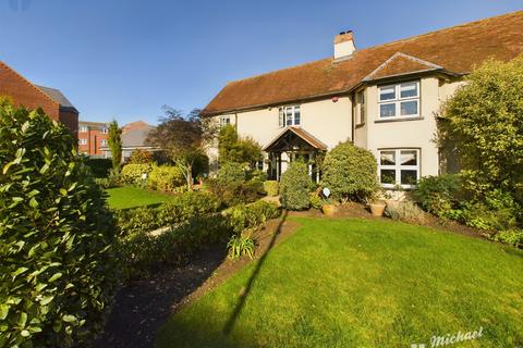 4 bedroom semi-detached house for sale, Berryfield Lodge, Alderman Drive, Aylesbury, Buckinghamshire