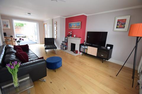 3 Chantry Close, Windsor, SL4 5EP