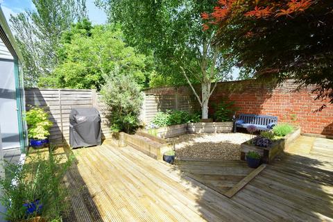 3 Chantry Close, Windsor, SL4 5EP
