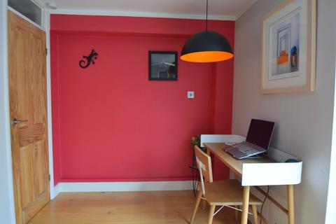 3 Chantry Close, Windsor, SL4 5EP