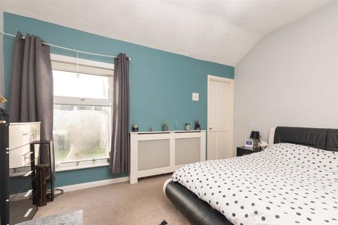 2 bedroom terraced house for sale, Seymour Road, Northfleet, Gravesend, Kent