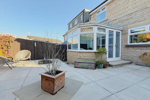 3 bedroom detached house for sale, Croftlands, Idle, Bradford, BD10