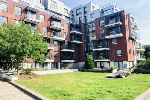 3 bedroom flat for sale, Brunel Court, 201 Green Lane, Edgware HA8