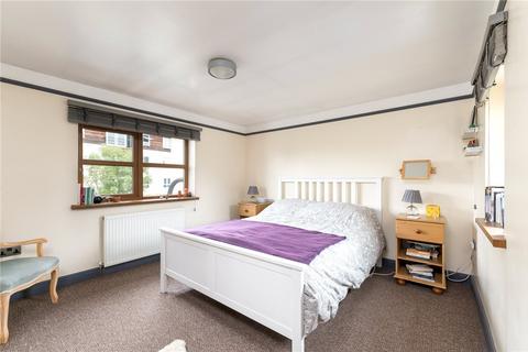60a Briggate, Shipley, BD17 7BT