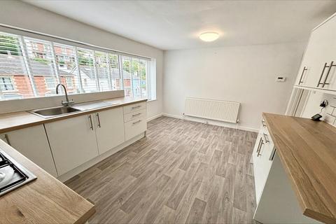 2 bedroom flat to rent, Victoria Road, Dartmouth