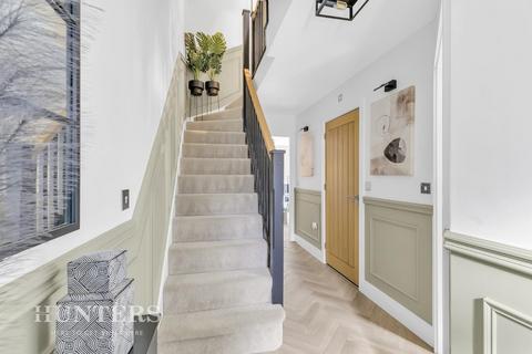 21 Lockside, Littleborough, OL15 0HX