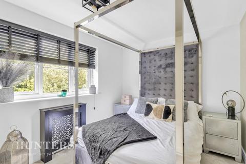 21 Lockside, Littleborough, OL15 0HX