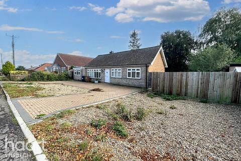 4 bedroom detached bungalow for sale, Back Road, Murrow