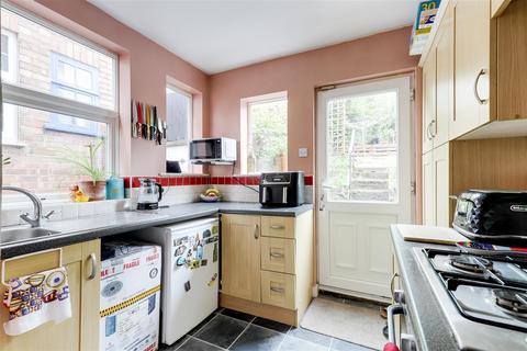 4 bedroom semi-detached house for sale, Calverton Road, Arnold NG5