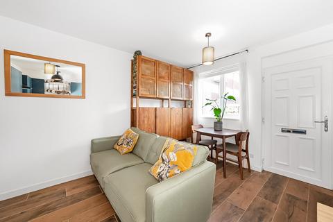 1 bedroom maisonette for sale, Alanthus Close, London