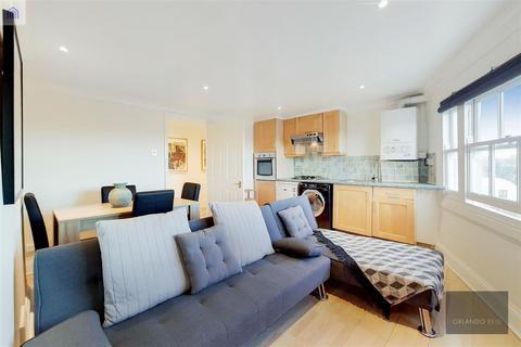 1 bedroom apartment to rent, Voltaire Road, Clapham