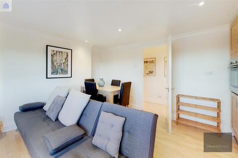 1 bedroom apartment to rent, Voltaire Road, Clapham