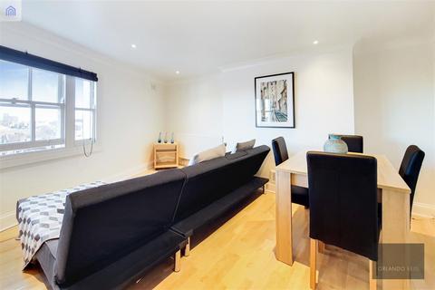 1 bedroom apartment to rent, Voltaire Road, Clapham