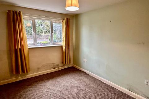 2 bedroom flat for sale, Byron Street, Oldham