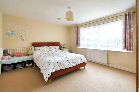 2 bedroom flat for sale, Campion Road, Leamington Spa