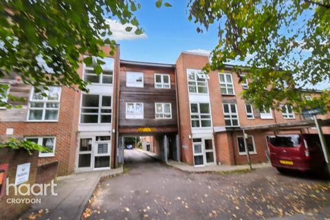 1 bedroom flat for sale, Burway Close, South Croydon