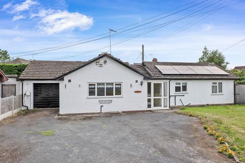 3 bedroom bungalow to rent, School Lane, Worcester WR6