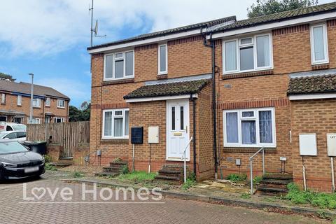 1 bedroom maisonette for sale, Lipscombe Drive, Flitwick