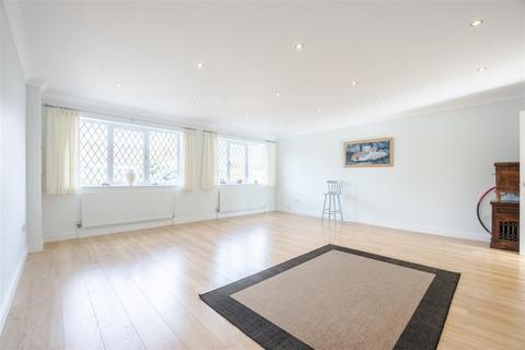 2 Southfield Close, Ulceby, DN39 6UN