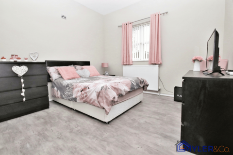 15 Avon, Widnes, WA8 4SR