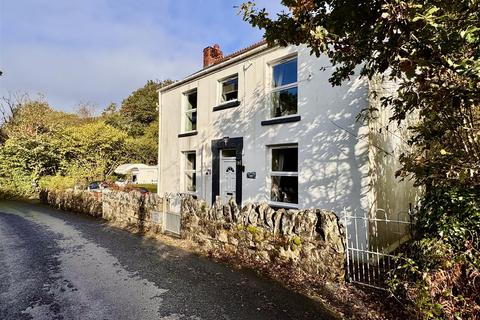 3 bedroom detached house for sale, Llandeilo Road, Garnant, Ammanford