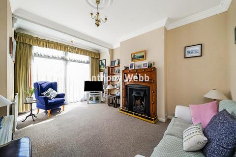 4 bedroom terraced house for sale, Hamilton Crescent, Palmers Green, N13