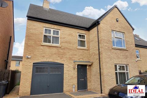 4 bedroom detached house for sale, Stretton Street, Adwick-Le-Street, Doncaster