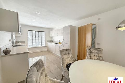 4 bedroom detached house for sale, Stretton Street, Adwick-Le-Street, Doncaster