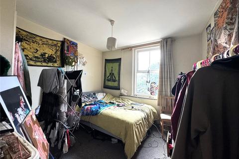 First Floor Flat, 31 Vernham Road, London, SE18 3EY