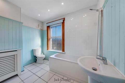 17 Cavendish Road, Rochester, ME1 2HN