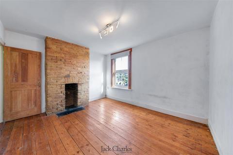 17 Cavendish Road, Rochester, ME1 2HN