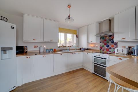 2 Clark Drive, St Ives, Huntingdon, PE27 6AD